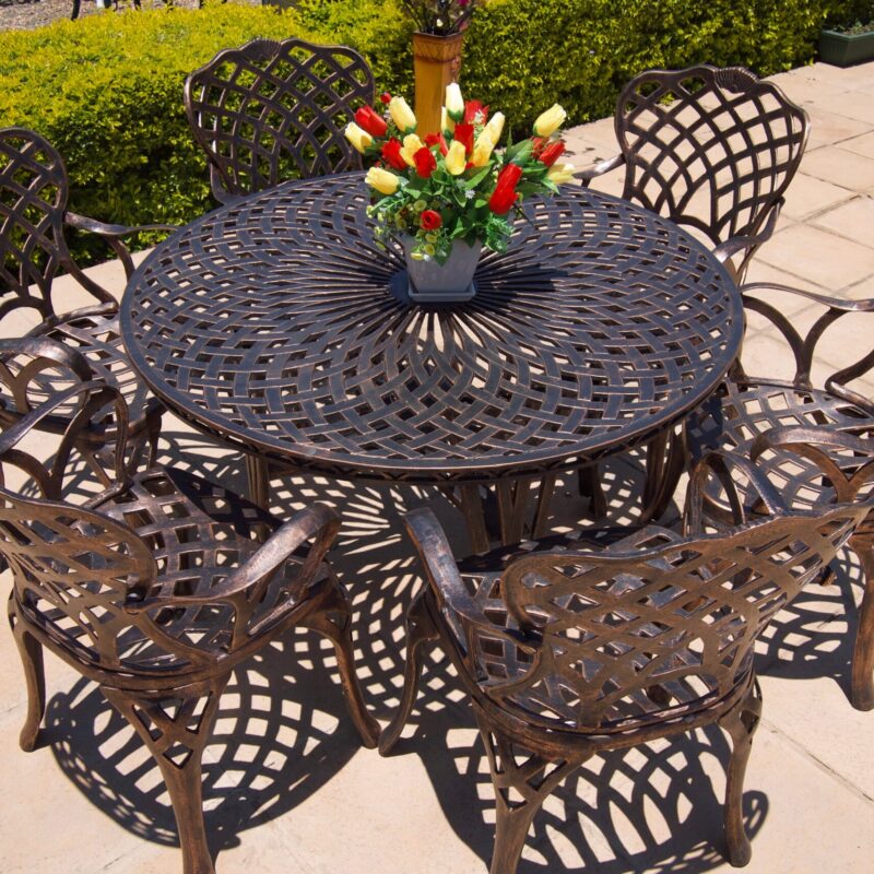 Six-Seater Cast Aluminium Patio Furniture Crystal Set with 125cm Round Crystal Table