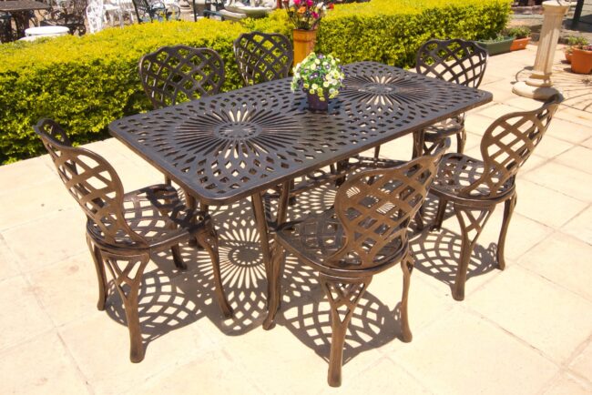Six-Seater Cast Aluminium Patio Furniture Small Crystal Set with 157cm Rectangular Crystal Table