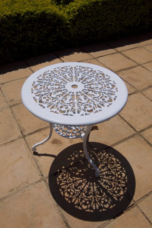 Cast Aluminium Patio Furniture Petite Table (62cm Diameter)